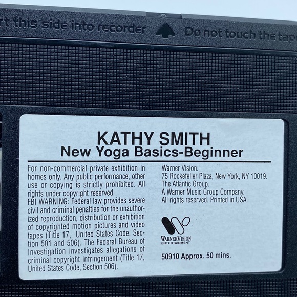 Kathy Smith New Yoga Basics Beginner VHS Video Fitness Exercise - Picture 8 of 9